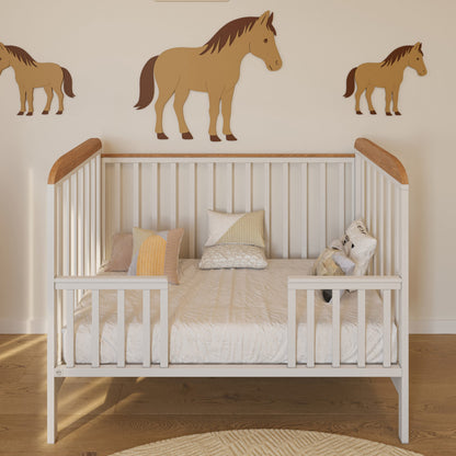 מיטה פנדה לבן טבעי - מעקה עולה יורד- כולל מעקה מעבר