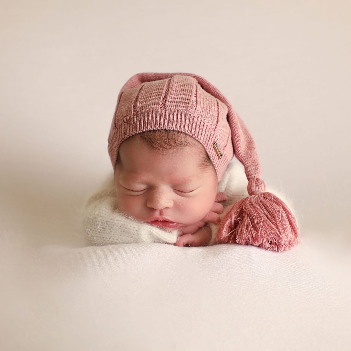 כובע חורפי דגם פרנזים - סגלגל