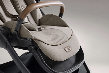 עגלת תינוק המתאימה מלידה כוללת סלקל finiti™ trio Signature