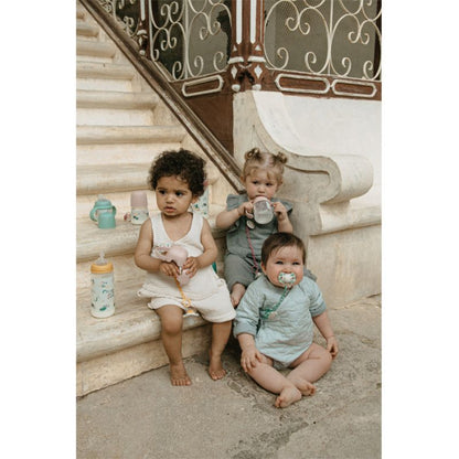 בקבוק שתיה 150 מ''ל פטמת סיליקון רכה 4+   suavinex