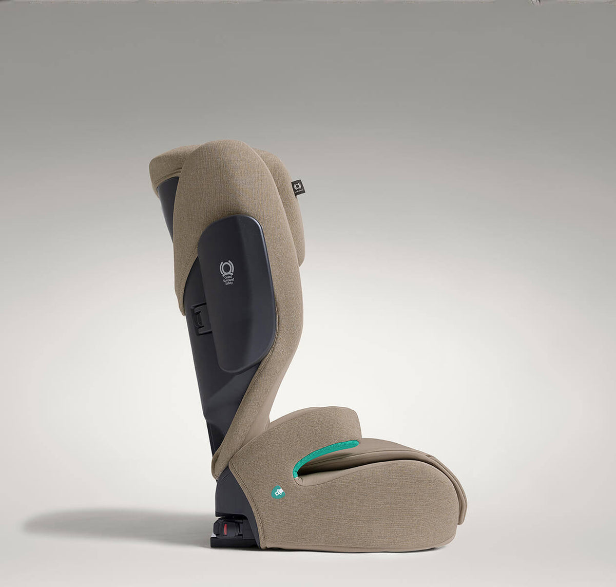 בוסטר גב איזופיקס עם הגנות צד משודרגות i-Traver™ Signature - בז' Sandstone