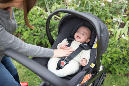 סלקל קל במיוחד לתינוק i-Snug™ 2 - אפור Quartz