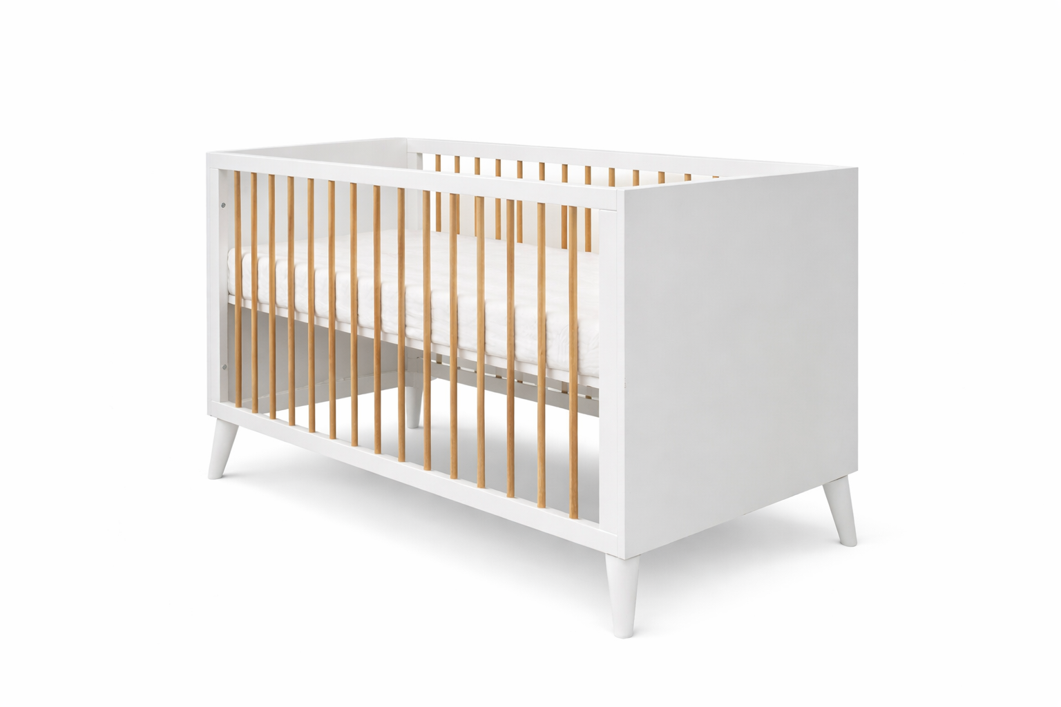 מיטת תינוק לילך לבן טבעי