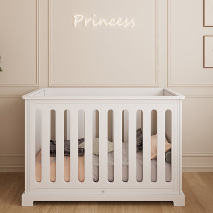 STUDIO BOUTIQUE COLLECTION- מיטת תינוק פרינסס לבן