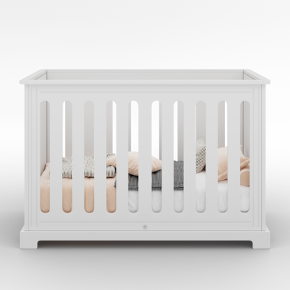 STUDIO BOUTIQUE COLLECTION- מיטת תינוק פרינסס לבן