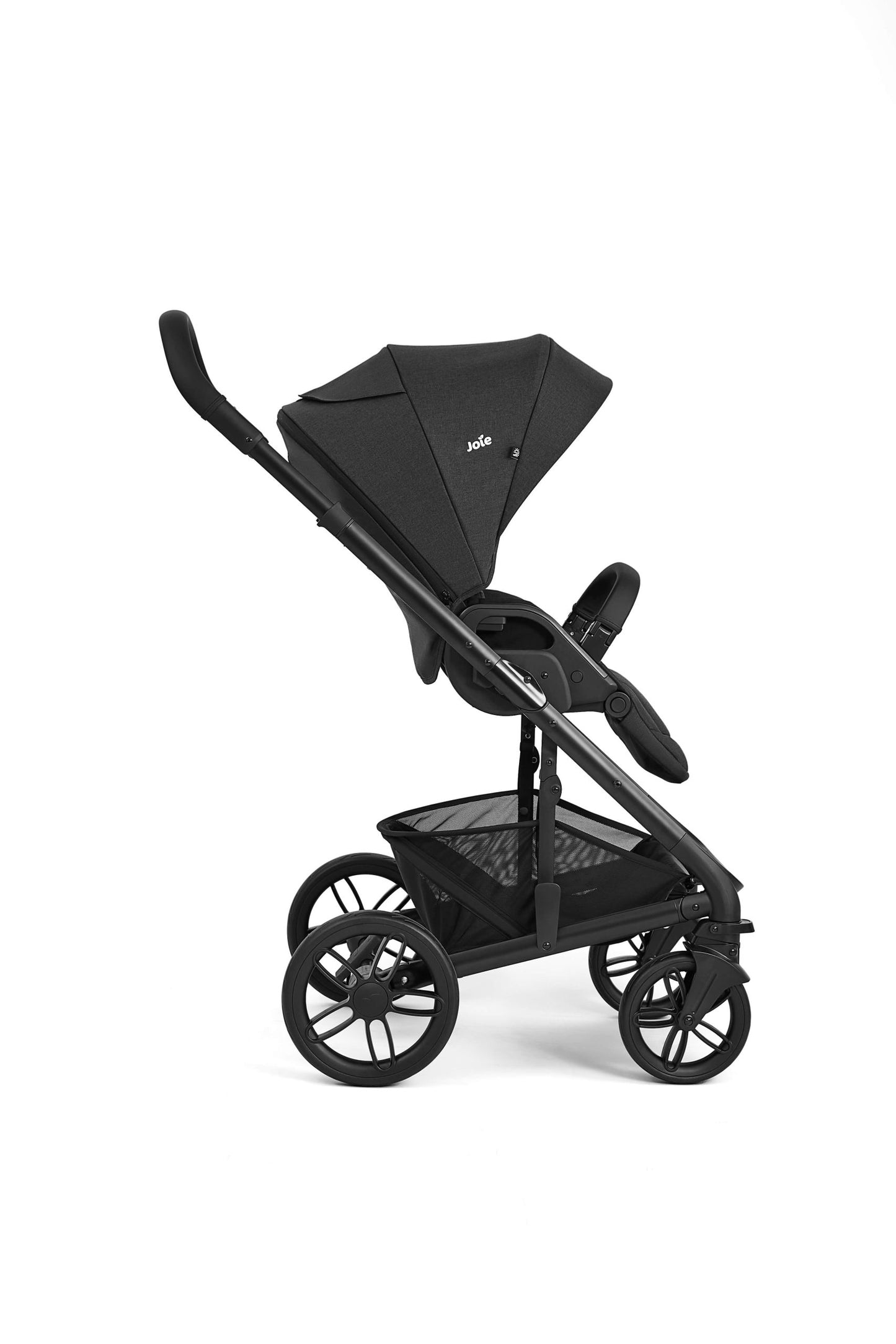 עגלת תינוק המתאימה מלידה כוללת סלקל  chrome™ 2 trio - שחור Raven