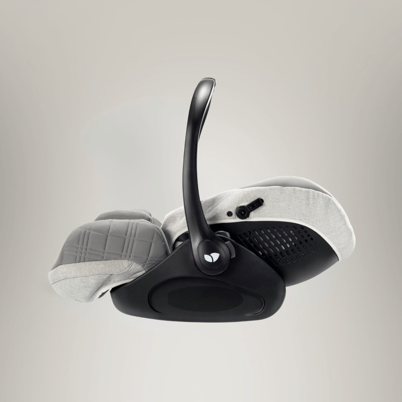 סלקל נשכב לתינוק הכולל בסיס קבוע לרכב i-Level recline™ Signature With i-Base™ lx 2